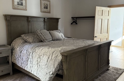 Thompsonville Cabin | Base Camp 365, Barndominium, private getaway, 2 story, fully furnished.