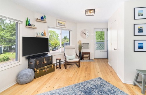 Madeline Island Apartment | Bayfield Suite at Ferry Landing Suites in Downtown