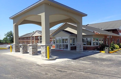 Effingham Hotel | Baymont by Wyndham Effingham