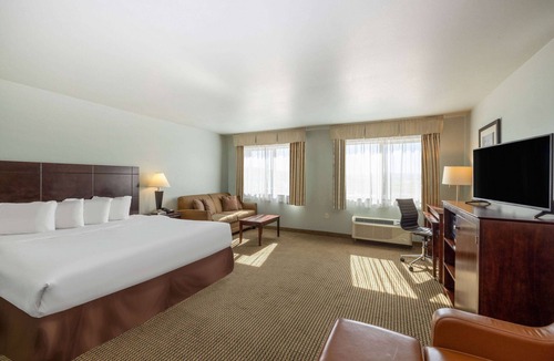 Rapid City Hotel | Baymont by Wyndham Rapid City