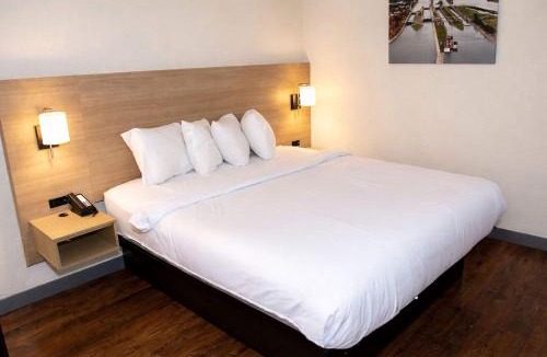 Sault Ste. Marie Hotel | Baymont by Wyndham Sault Ste Marie MI