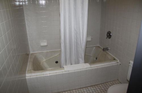 Sault Ste. Marie Hotel | Baymont by Wyndham Sault Ste Marie MI