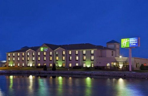 Findlay Hotel | Baymont Inn & Suites by Wyndham Findlay