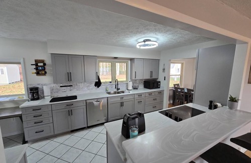 Traverse City House | Bayside Breeze - Stunning 3 BDR with West Bay Views