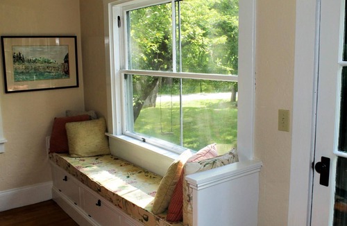 Hancock Point House | Beach 1 mile, fire pit, heated, outdoor shower, Updated&clean Ocean Breezes Home