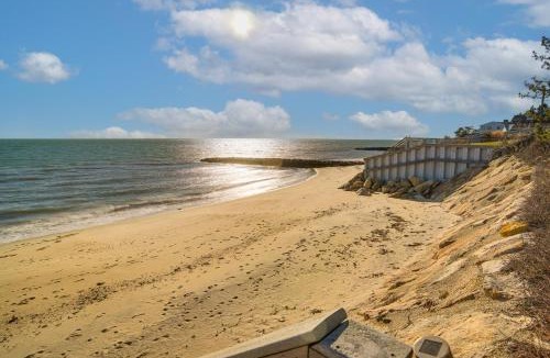 Dennis Port House | Beach Access: Seaside Getaway in Dennis Port