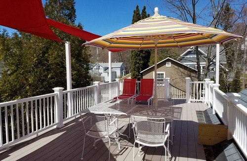 Frankfort Apartment | Beach Breeze Cottage Upstairs, just steps from the beach, sleeps 4