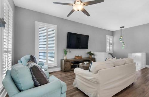 Miramar Beach House | Beach Retreat Cottage 116