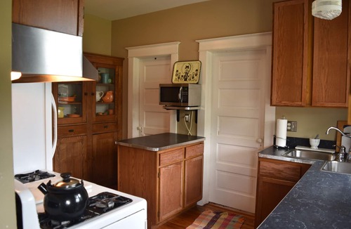 Bluffton House | Beach St. @ Pere Marquette>Reclaim summer 8/17-9/16 available monthly stays