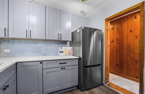 Lexington Cabin | Beachfront cottage #1 in Lexington with AC, shared Hot Tub & Pool on Lake Huron