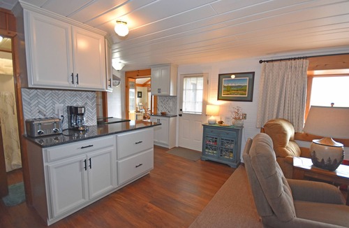 Glen Arbor Cottage | Beachfront cottage with Lake Michigan views, fireplace, gas grill, firepit, deck