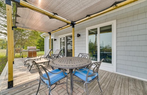 De Tour Village House | Beachfront De Tour Village Townhome w/Patio!