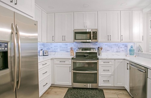 Santa Rosa Beach Condo | BEACHFRONT l SPECTACULAR WATER VIEWS l PRIVATE BEACH l SEASONAL BEACH SET UP