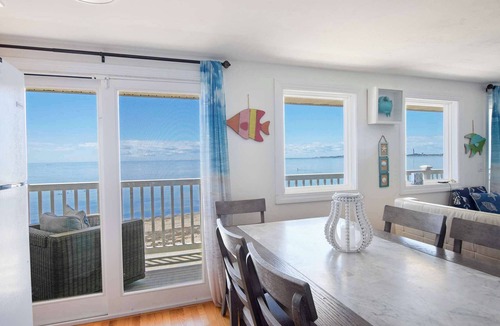 North Truro House | Beachfront with Stunning Views!