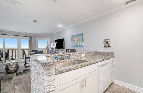 Traverse City Condo | Beachside 218 Luxury Condo on East Grand Traverse Bay