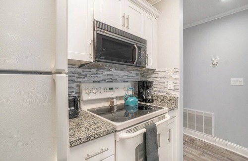 Traverse City Condo | Beachside 218 Luxury Condo on East Grand Traverse Bay