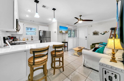 Seagrove Beach Condo | Beachside Villas 412
