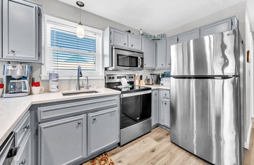 Seagrove Beach Condo | Beachside Villas 831- The Sweet Spot