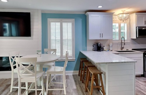 Seagrove Beach Condo | Beachside Villas by Southern Vacation Rentals