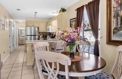 Seagrove Beach Condo | Beachwood Villas