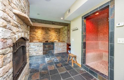 McHenry House | Bear Ridge Resort