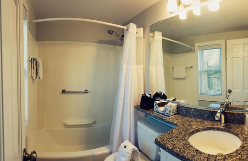 Rockport Hotel | Bearskin Neck Motor Lodge