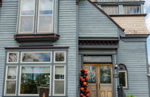 Fort Wayne Apartment | Beautiful 1-bedroom apartment in Victorian Historic Home