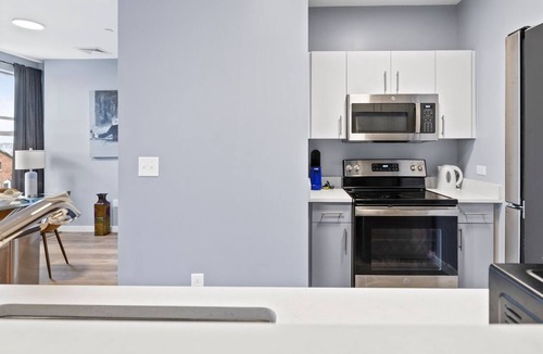 Everett Apartment | Beautiful 1BR Near Encore Boston rzj8