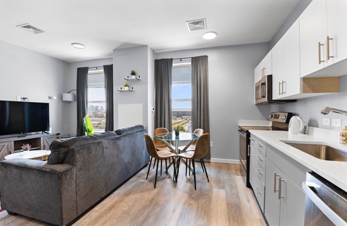 Everett Apartment | Beautiful 1BR Near Encore Boston lcxg