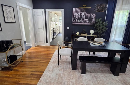 Attleboro Apartment | Beautiful 2-bedroom apartment with AC in quaint Attleboro