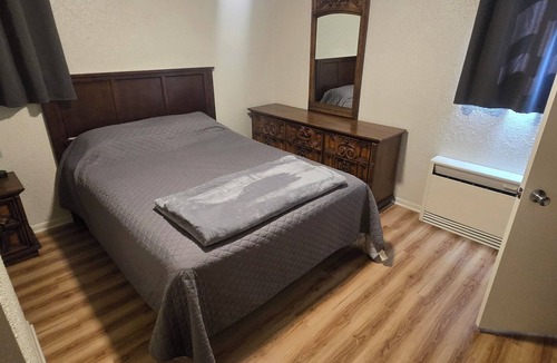 Langdon Apartment | Beautiful 2-bedroom apartment with AC in charming Langdon