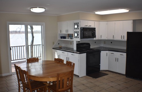 Long Prairie House | Beautiful 3-bedroom house on Maple Lake between Osakis and Long Praire.