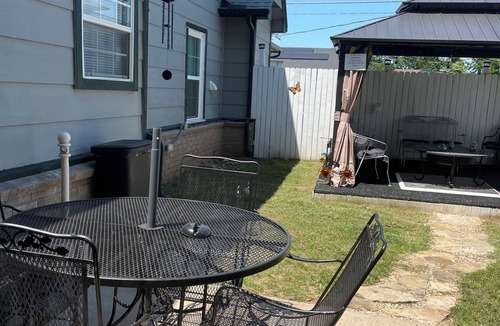 Tulsa House | Beautiful 4-bedroom corner house 5 min from downtown friendly Tulsa neighborhood