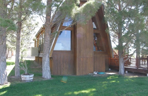 Logan House | Beautiful A-Frame lake house at Ute Lake Logan, NM