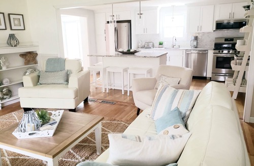 Dennis House | Beautiful Beach Home, close to Mayflower & several Dennis Beaches, north of 6A