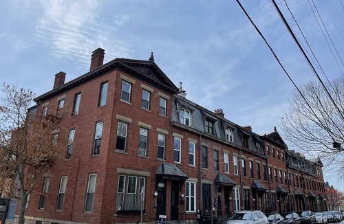 Mount Adams House | Beautiful Brownstone Across from Eden Park!