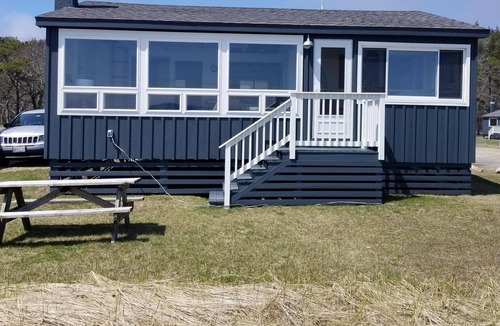 Phippsburg Cottage | Beautiful Countryside Cottage in Maine