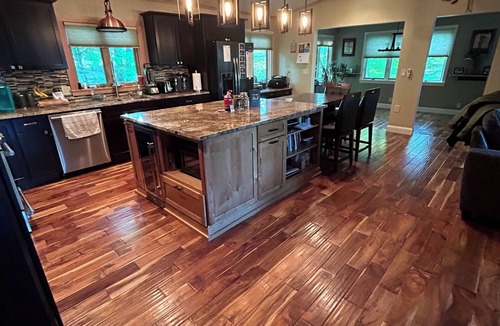 Williamsburg House | Beautiful house Ten minutes from Flint Fields horse show in Williamsburg