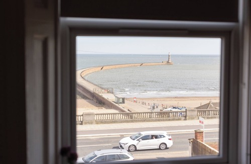 Roker House | Beautiful house with spectacular views of the Pier, Lighthouse,beach and sea.