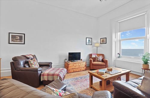 Roker House | Beautiful house with spectacular views of the Pier, Lighthouse,beach and sea.
