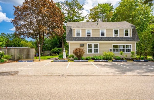 Ogunquit Apartment | Beautiful inn, Lighthouse Landing. #3 Sea Glass