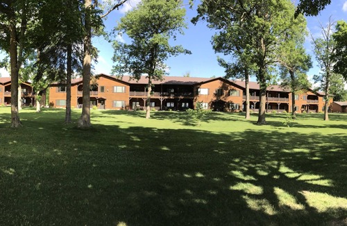 Walker Condo | Beautiful, Large, Lower Level, Beach Frond Condo on Leech Lake, Multi Family
