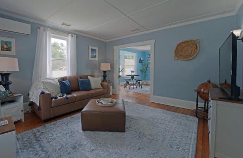Old Orchard Beach House | Beautiful Modern Beach House!