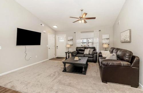 Hamilton House | Beautiful NEW Home among the Nook in Hamilton, OH