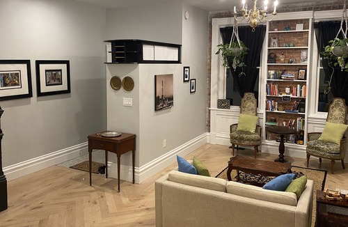 Manchester House | Beautiful Northside Victorian - close to stadiums and downtown
