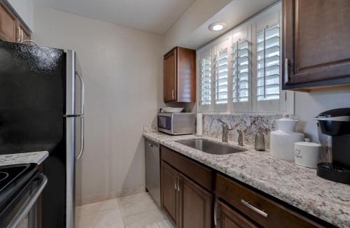 South Scottsdale Apartment | Beautiful Poolside Old Town Scottsdale Condo