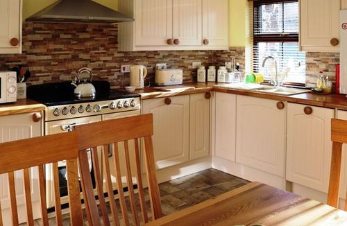 Uig House | Beautiful private villa for 6 people with WIFI and TV