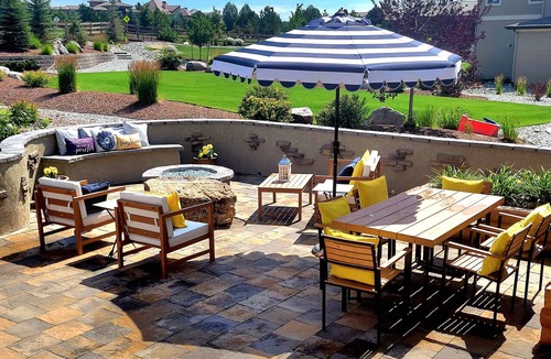 Flying Horse House | BEAUTIFUL PROPERTY.5 MIN FROM AIR FORCE. 5200 SQ FT. 5 BR. 5 BR. LG. Patio