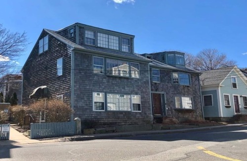 Rockport Condo | Beautiful Rockport, steps to Front Beach, restaurants, shopping