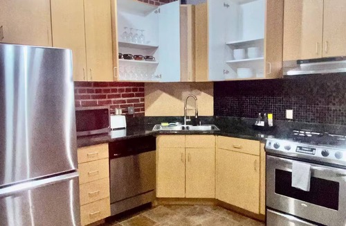 Downtown West Apartment | Beautiful Spacious Loft in the Heart of St. Louis